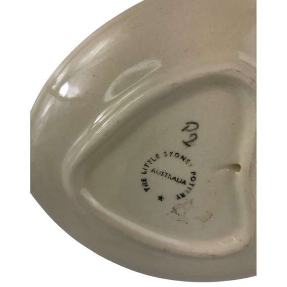 Heart-Shaped Ceramic Plate With Koala Design Handpainted "Australia" - Picture 9 of 11